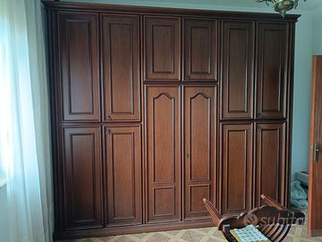 Camera da letto completa in legno