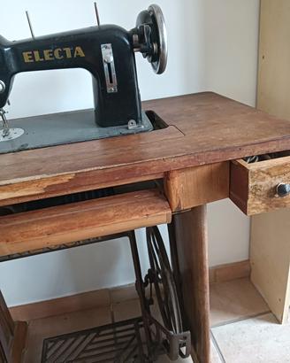 macchina da cucire a pedale
