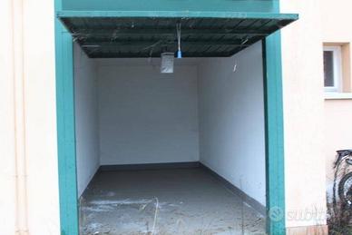Immobile in asta di 88 m² con 3 locali e box auto 