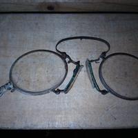 Occhiali a molla fine 1800