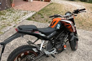 Ktm duke 125