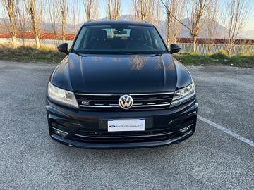 Volkswagen Tiguan 2.0 TDI SCR 4MOTION Sport BlueMo