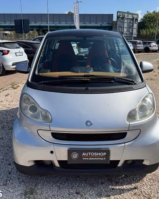 SMART - Fortwo - 1000 52 kW coupé limited two - NE