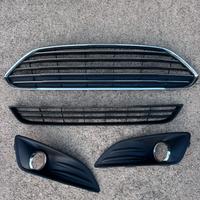 Griglia anteriore con fendinebbia