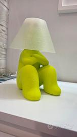 lampada omino da scrivania