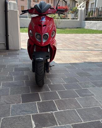 Malaguti Phantom F12R Ducati corse 250 esemplari