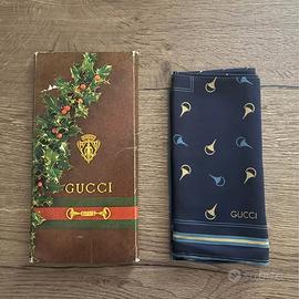 Foulard in seta Gucci