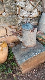 innaffiatoio antico in zinco( ndaquarola)
