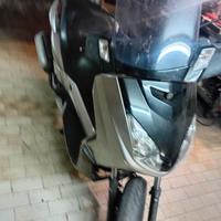Yamaha xmax 125
