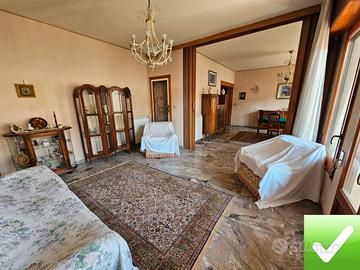 Appartamento Via Filippini 220 Mq 3 Piano No Ascen