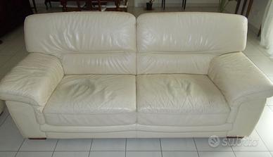 Divano 3 posti in pelle colore bianco avorio