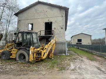 LABORATORIO A OZZANO DELL'EMILIA
