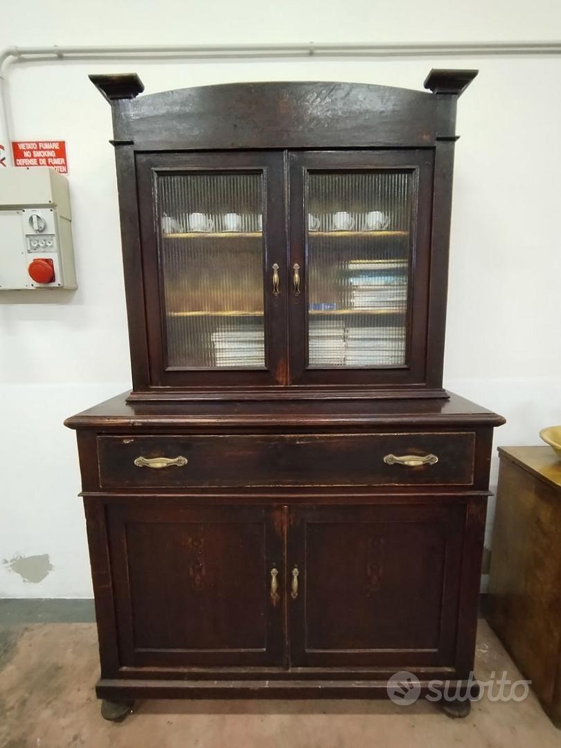 CREDENZA ANTICA Arredamento e Casalinghi In vendita a Milano