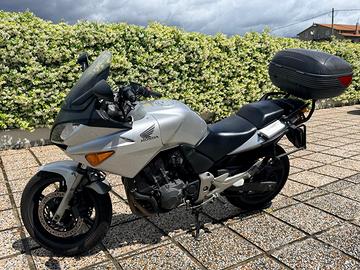 HONDA CBF 600