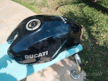 serbatoio tanga benzina ducati monster