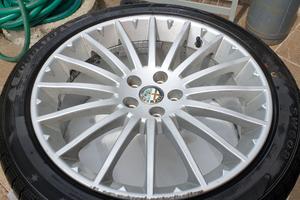 cerchi 17"gomme alfaromeo 215/45R17 91V