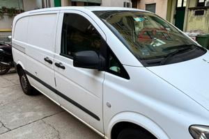 Furgone Vito Mercedes 111 del 2010
