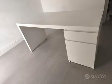 Scrivania Ikea Malm bianca 