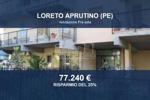 Immobile in asta di 124 m² con box auto a Loreto A