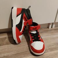 Scarpe ginniche da bambino n. 30 marca Puma 