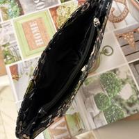 Porta trucchi - porta saponi - pochette Carpisa