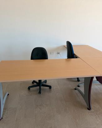 Arredo ufficio completo scrivanie mobili cassetti
