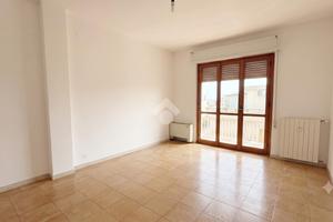 4 LOCALI A CARRARA