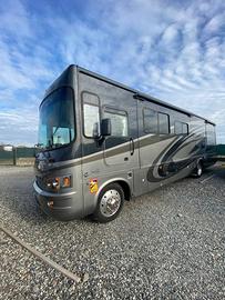 Camper Americano Forest River Georgetown - 2012