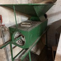 Diraspatrice pigiatrice per uva