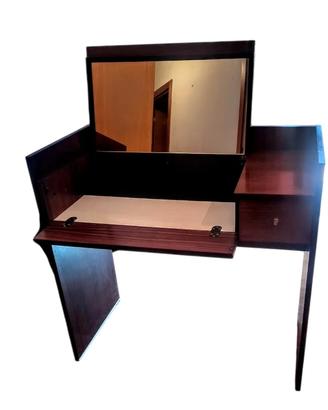 Toilette Vanity di LUISA e ICO PARISI  MIM  mobili
