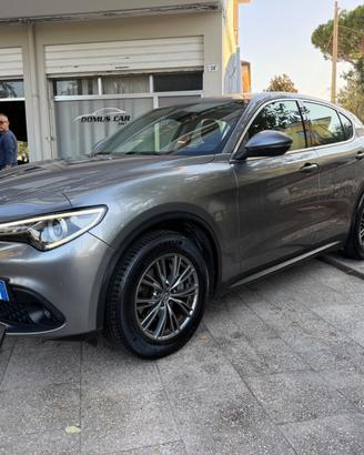 Alfa Romeo Stelvio 2.2 Turbodiesel 210 CV AT8 Q4 B
