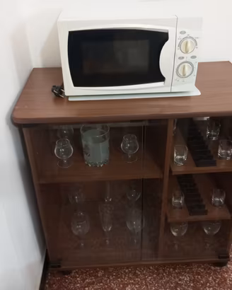 mobiletto marrone