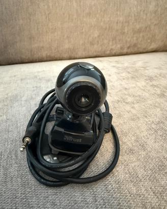 Webcam Trust con microfono – USB