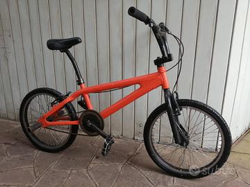 bicicletta BMX