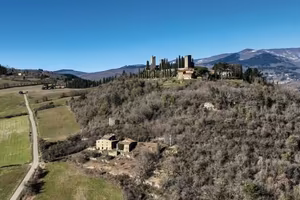 Villa di 455 m² con più di 5 locali e box auto dop