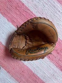 Guantone baseball