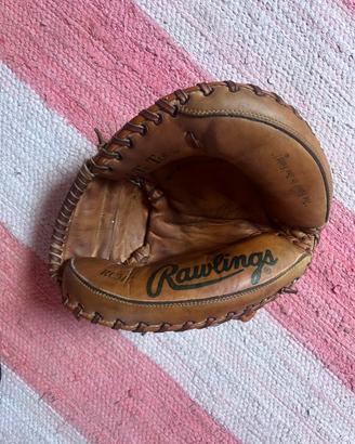 Guantone baseball