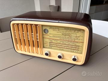 Radio d’epoca Radiomarelli Mod. 152 (1954)