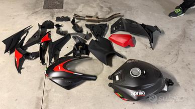 Ricambi aprilia rs 660 racing black 2024