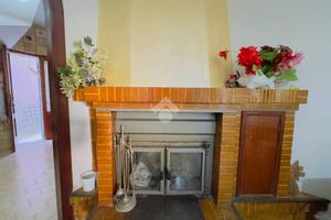 CASA INDIPENDENTE A SAN MARTINO VALLE CAUDINA