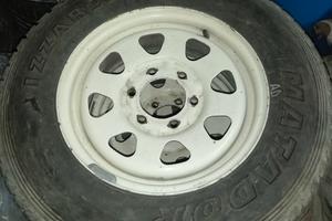 Gomme matador 205/80 + cerchi Nissan  R16 6fori