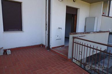 Appartamento di 85 m² con 3 locali e box auto a Bi