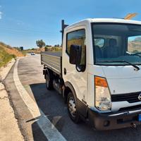 Nissan cabstar anno 2009