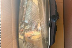 Fanali auto anteriori Peugeot 206 anno 1998