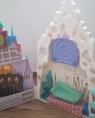 Castello Frozen Barbie con personaggi e scatola