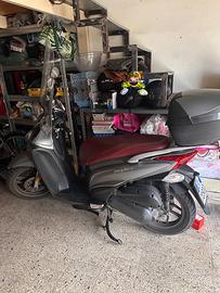 Kymco People 125