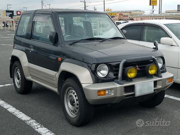 Mitsubishi Pajero ZR-II Ricambi