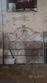 Letto matrimoniale in ferro battuto