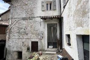 Immobile in asta di 133 m² con 3 locali a Pertica 