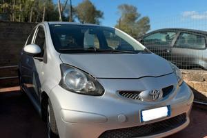Toyota Aygo 1.4 turbodiesel 5 porte Sol